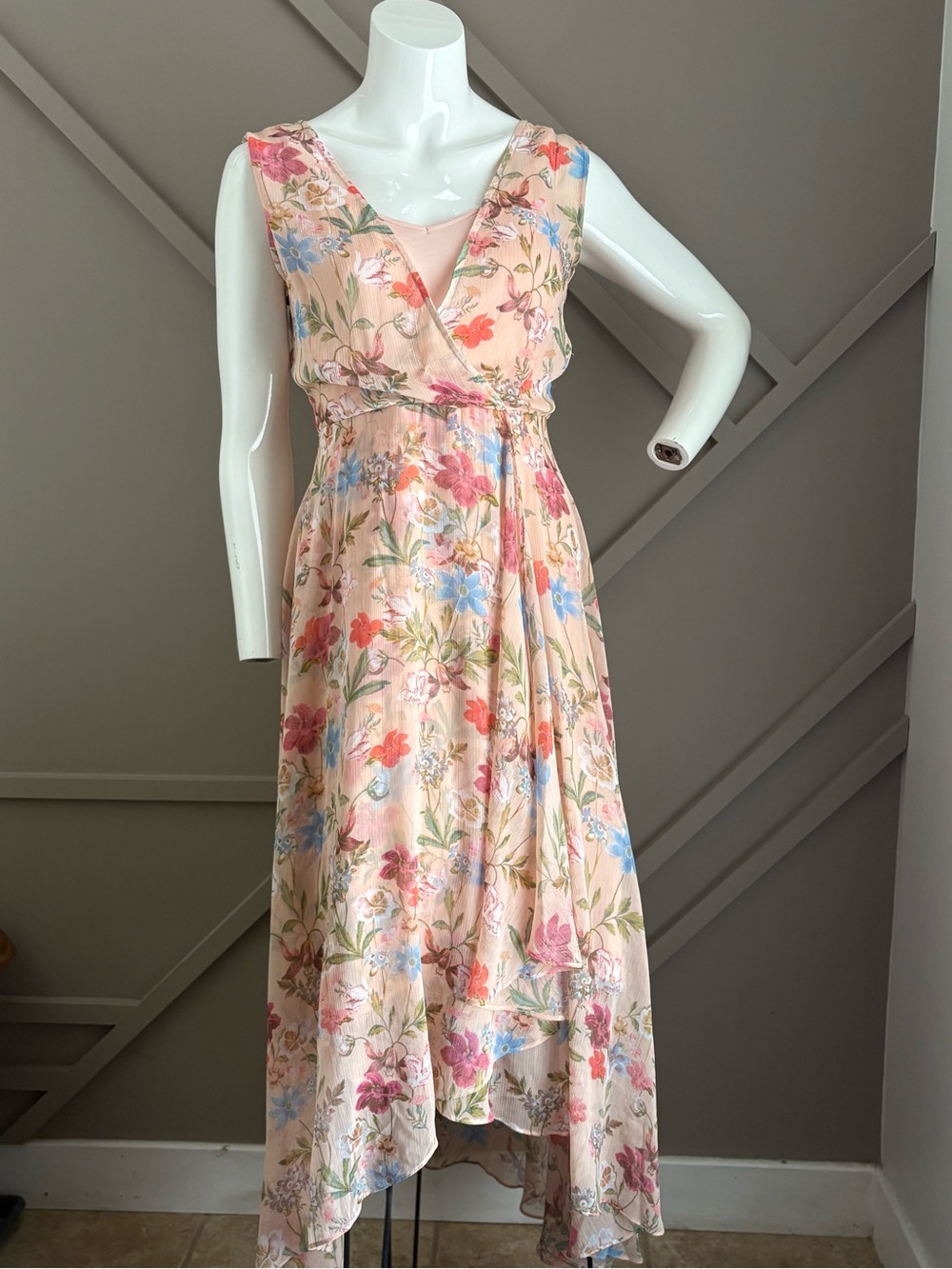 Calvin Klein Peach Floral V-Neck Sleeveless Maxi Dress